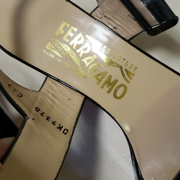 Ferragamo Shoes - Picture 3 of 3